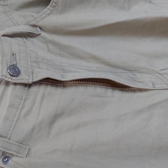 Levi's- Tan/ Khaki Super Soft Cotton Zip Pants Preppy Neutral Career Sz.38 X 32 - Picture 10 of 13